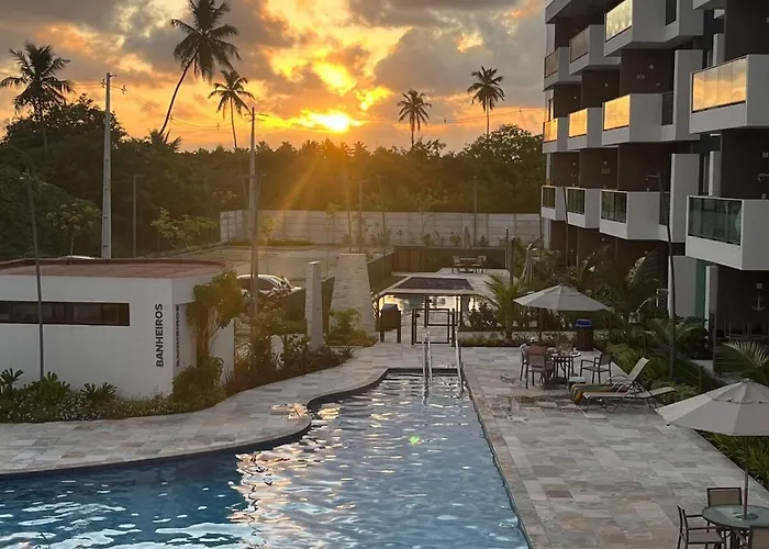 Flat em Muro Alto Porto de Galinhas com Piscina